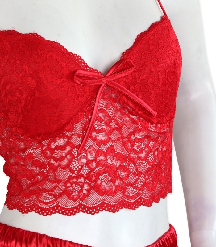 پک ست شورتک و تاپ بندی و روبدوشامبر ساتن و گیپور  اما کد 3635 - بسته 2 عددی