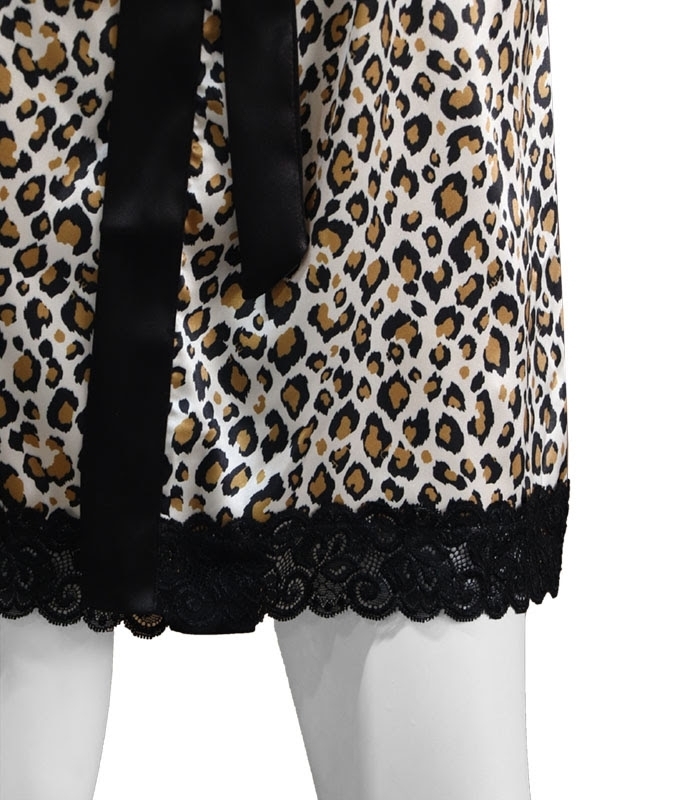 پک روبدوشامبر ساتن و گیپور اما کد 3550 طرح پلنگی - بسته 2 عددی