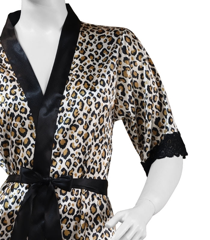 پک روبدوشامبر ساتن و گیپور اما کد 3550 طرح پلنگی - بسته 2 عددی